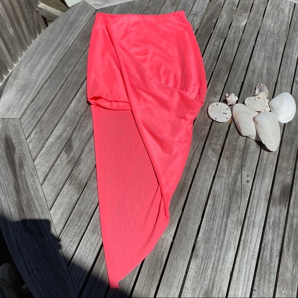 💗 SHAREEN NEON PINK ASYMMETRICAL MINI SKIRT! - Picture 9 of 15
